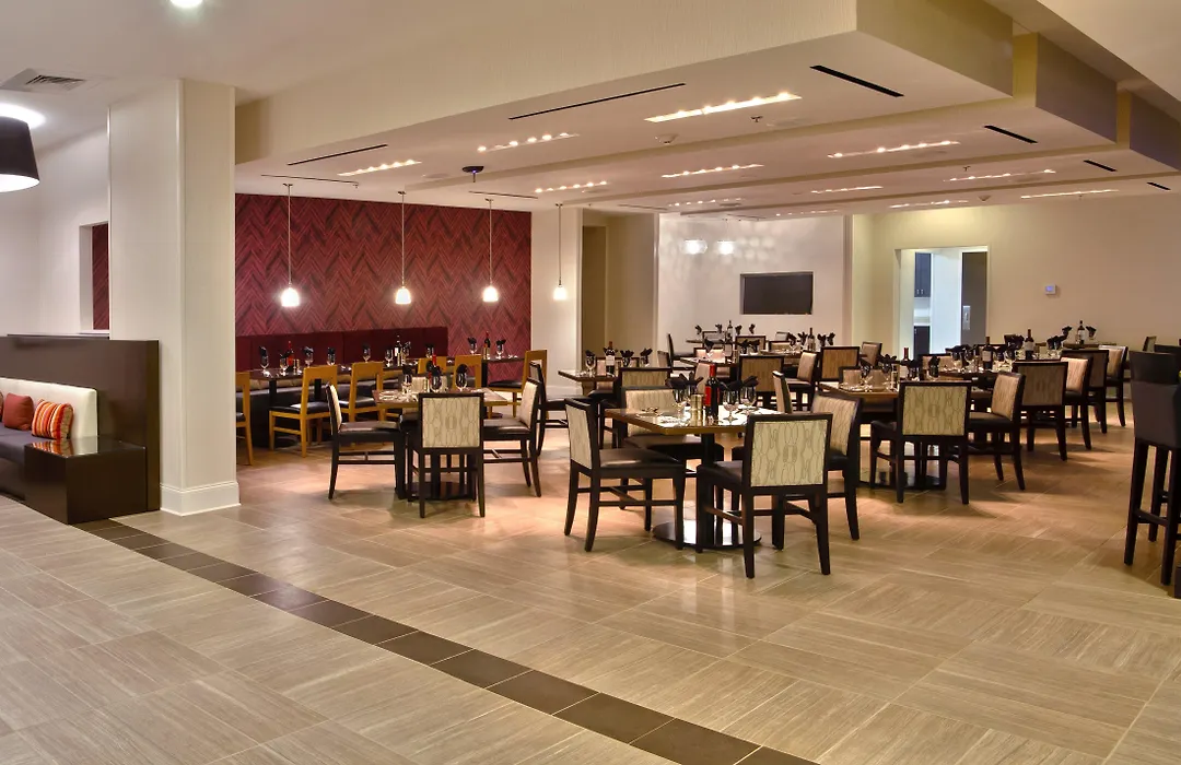 Doubletree By Hilton Charlotte Airport-1
